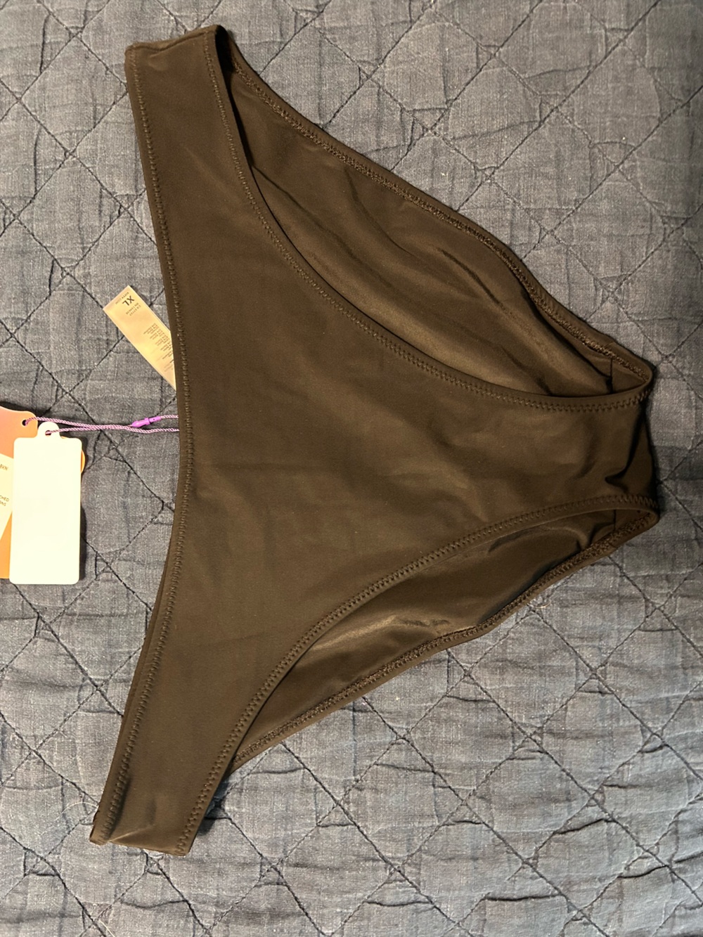 YITTY Black Seamless Active Crop Top